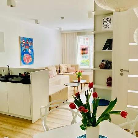 Blue Coast Polanki 002